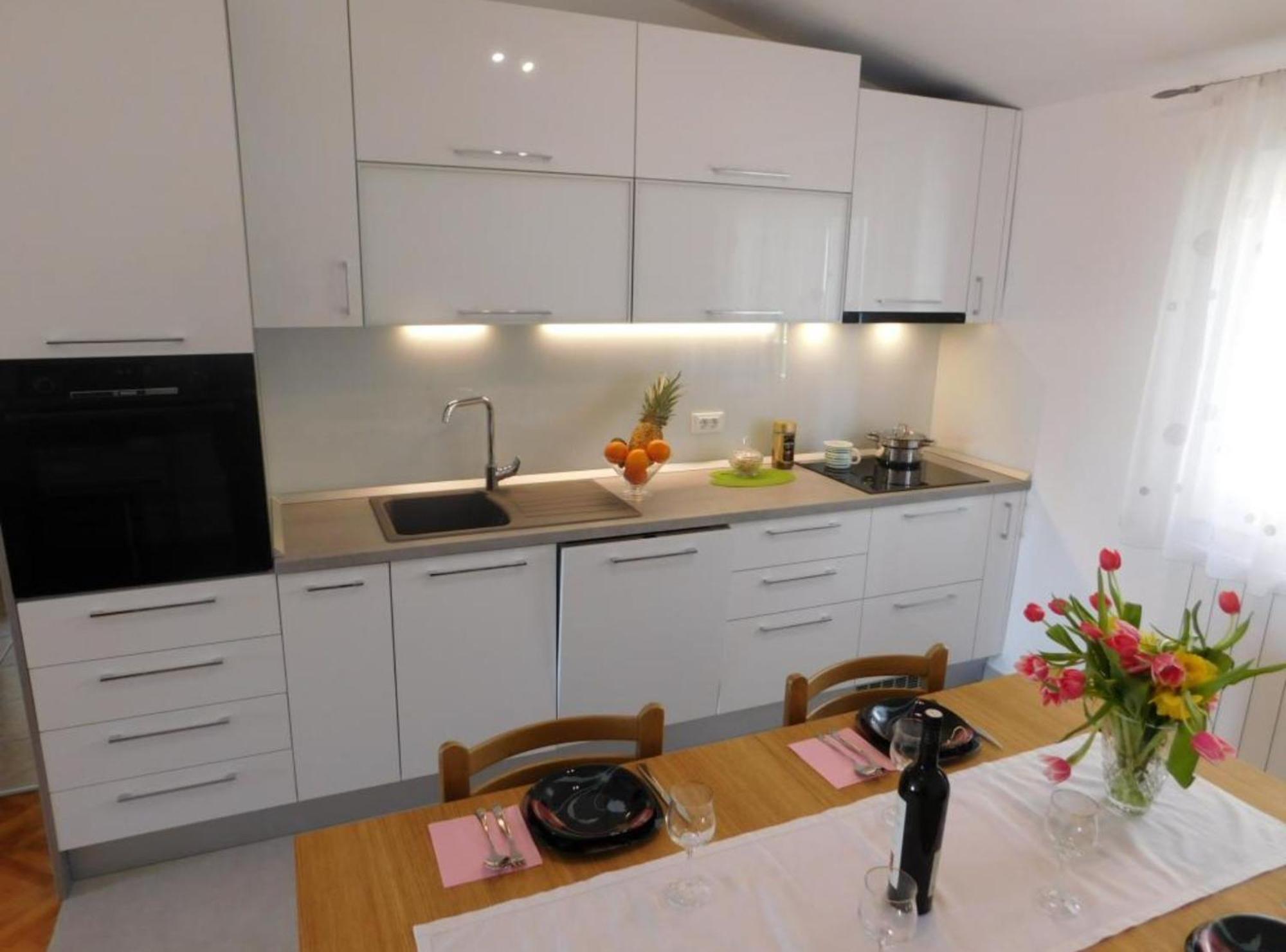 Apartments Roscic พอดโกรา ภายนอก รูปภาพ