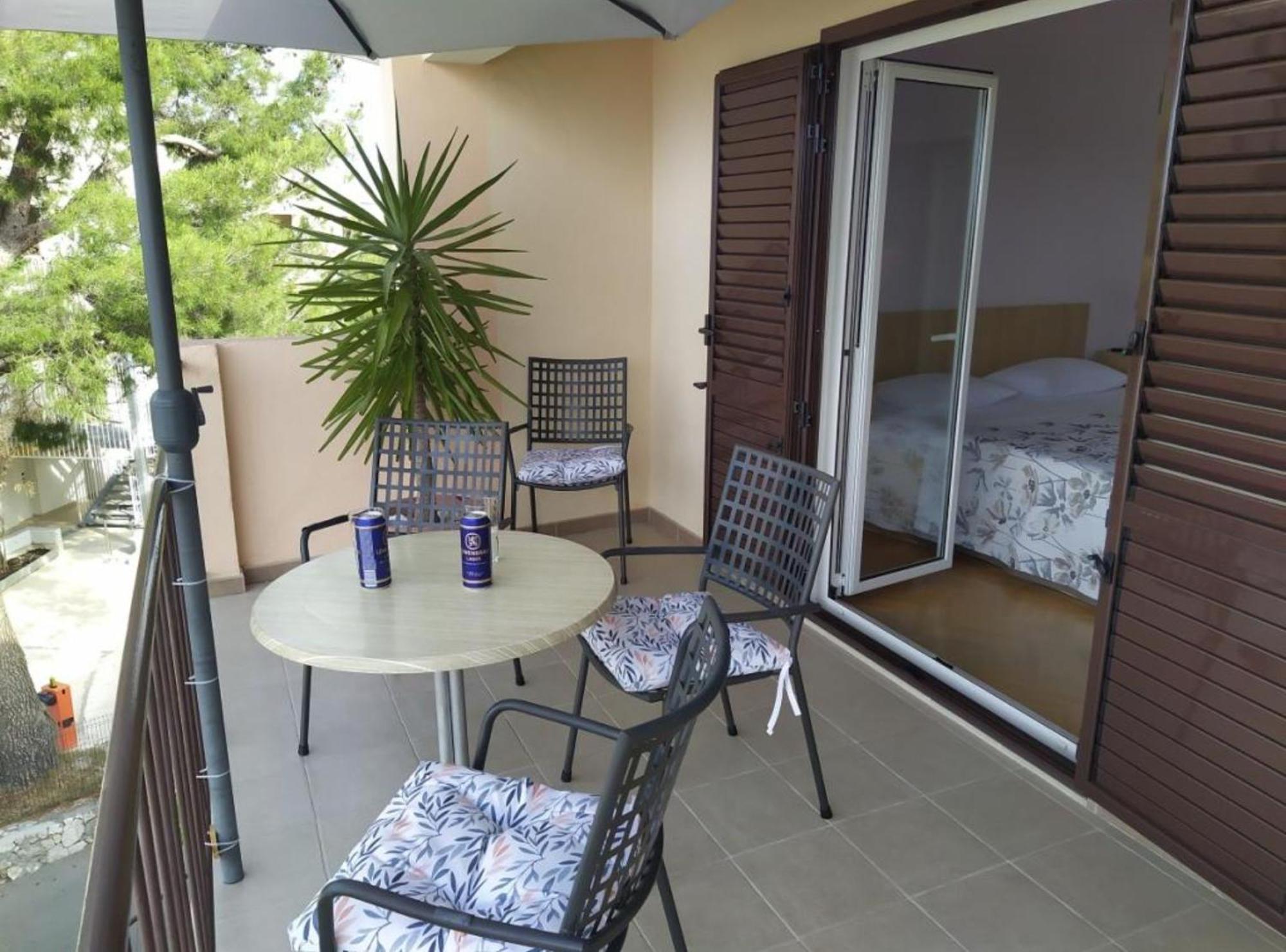 Apartments Roscic พอดโกรา ภายนอก รูปภาพ